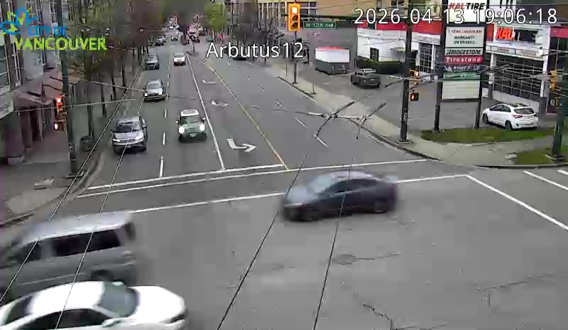 Arbutus & W 12th - North