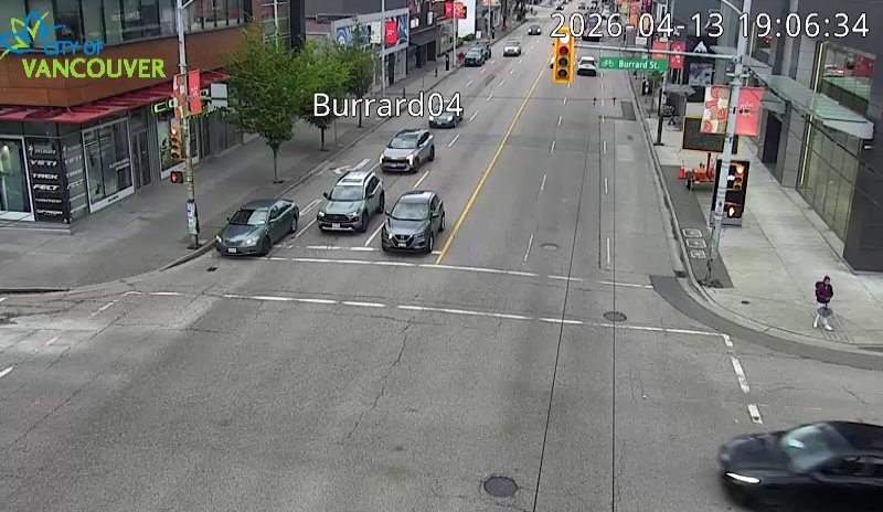 Burrard St & W 4th Ave - East