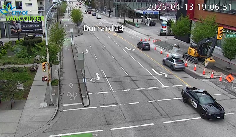 Burrard St & W 4th Ave - North
