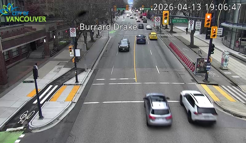 Burrard St & Drake St - N