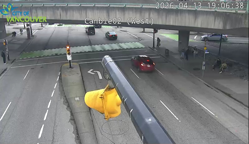 Cambie St & W 2nd Ave - West/East