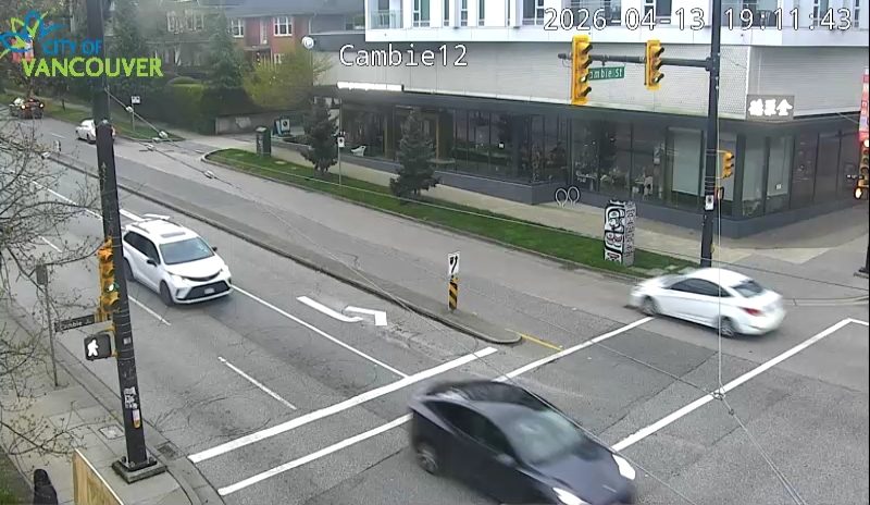 Cambie St & W 12th Ave - East