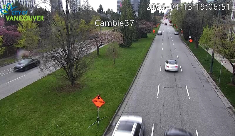 Cambie St & W 37th Ave - S