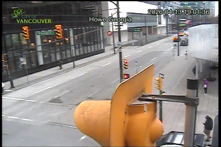 Howe St & E Georgia St - South