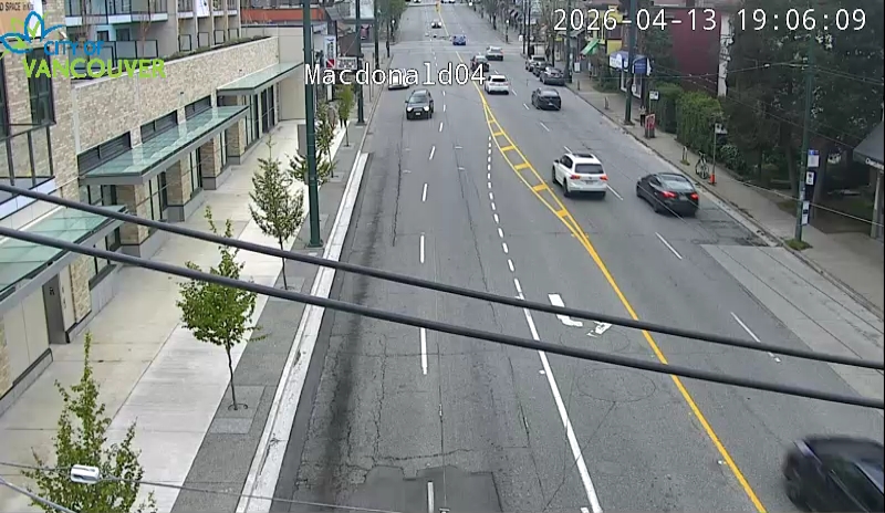 Macdonald St & W 4th Ave - East