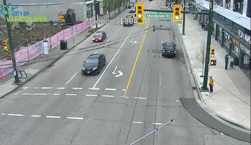 Macdonald St & W 4th Ave - West