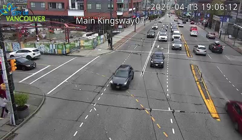 Main St & Kingsway - W