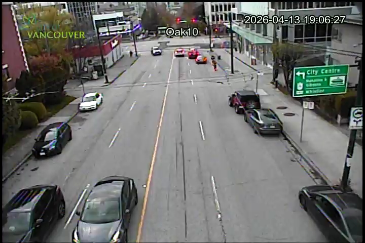 Oak St & W. 10th Ave - North