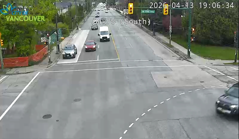 Oak St & W 70th Ave - N